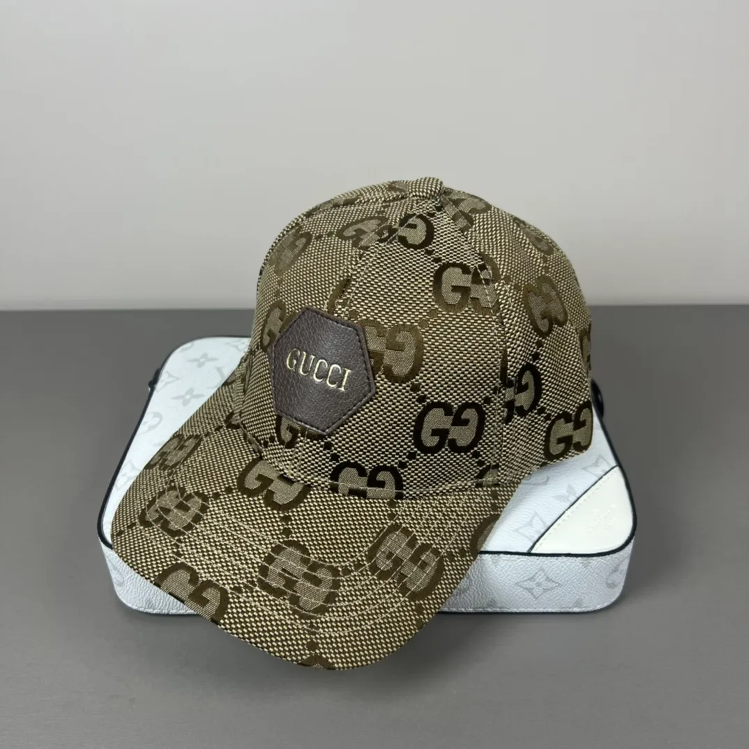 P46💰Gucci Baseball Cap♥️GUCCI🧢Official website new product, baseball cap, original quality, hot arrival 🔥🎩 The craftsmanship is very exquisite, high-end and classy! Low-key luxury, easy to carry! Running volume!