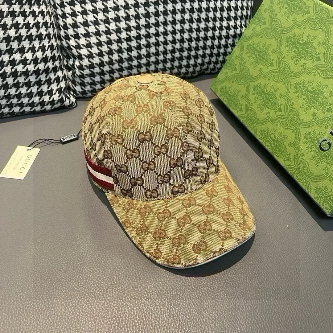 p90 ten thousand year old classic new color is shipped!   , Gucci (Gucci) classic original baseball cap 😍😍 1:1 mold opening and customization at the counter, the highest version, original canvas fabric + first layer of cowhide, light and breathable! Photographed in real life, suitable for men and women in all seasons, basic head circumference 56cm, adjustable patches.