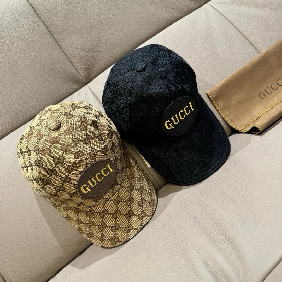 P90., Gucci (Gucci) new original baseball cap, Gucci hot stamping, the latest model at the counter, 1:1 custom mold opening, genuine mold opening, original canvas fabric + first layer of cowhide, original quality! The quality is great, the basic head circumference is 56cm, and the patch is adjustable.