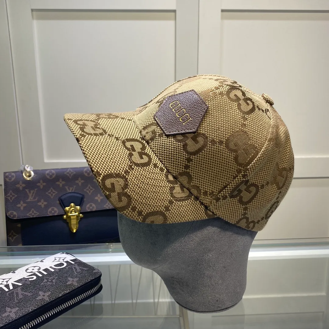 P70💰Gucci Baseball Cap GUCCI🧢Original quality is now available 🔥🎩 The craftsmanship is very exquisite, high-end and classy! Low-key luxury, easy to carry! Running volume! 【68211469】