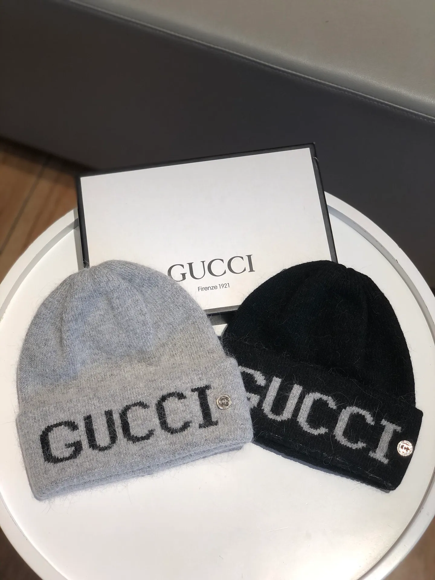 Special batch 🉐150💰 Gucci woolen hat, cute and cute‼ Warm and comfortable, the quality is super good, thin thread material, very age-reducing‼