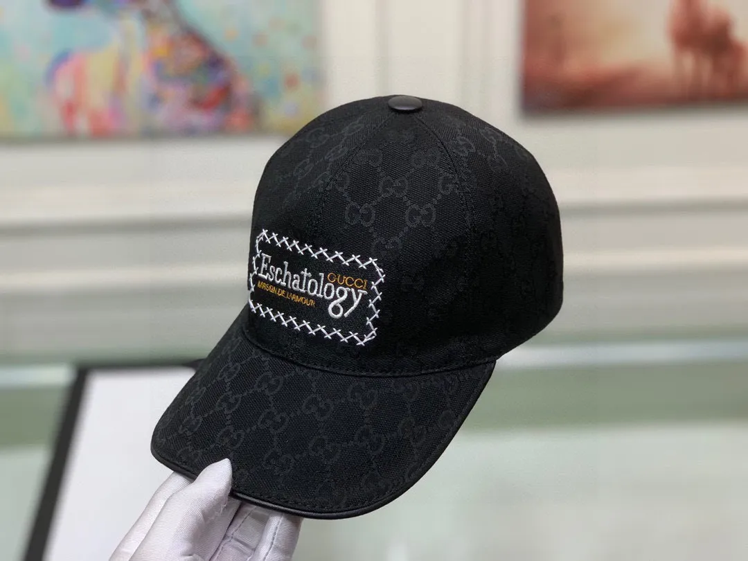 🉐120 new models shipped p, Gucci (Gucci) new original baseball cap, heavy embroidery, 1:1 mold customization, details comparable to counters, original canvas fabric + first layer of cowhide, pure cotton lining, great quality! The first choice for handsome men and beautiful women, fashionable and versatile. Basic head circumference 56, adjustable patch