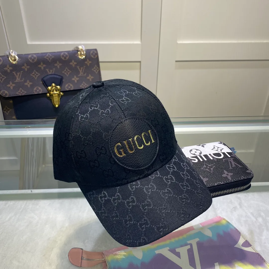 P70💰Gucci Baseball Cap GUCCI🧢Original quality is now available 🔥🎩 The craftsmanship is very exquisite, high-end and classy! Low-key luxury, easy to carry! Running volume! 【68211469】