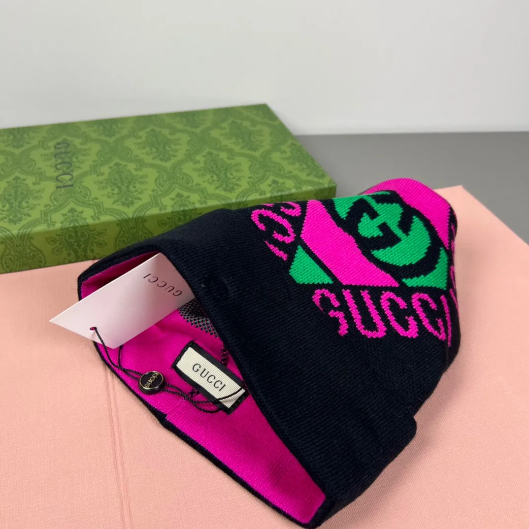 P44 with dust bag GUCCI original single hat official website new hairband decorative knitted hat, love] [love] wool cashmere double-layer hat 😱😘 warm and fashionable, simple and elegant, more fashionable and high-end!