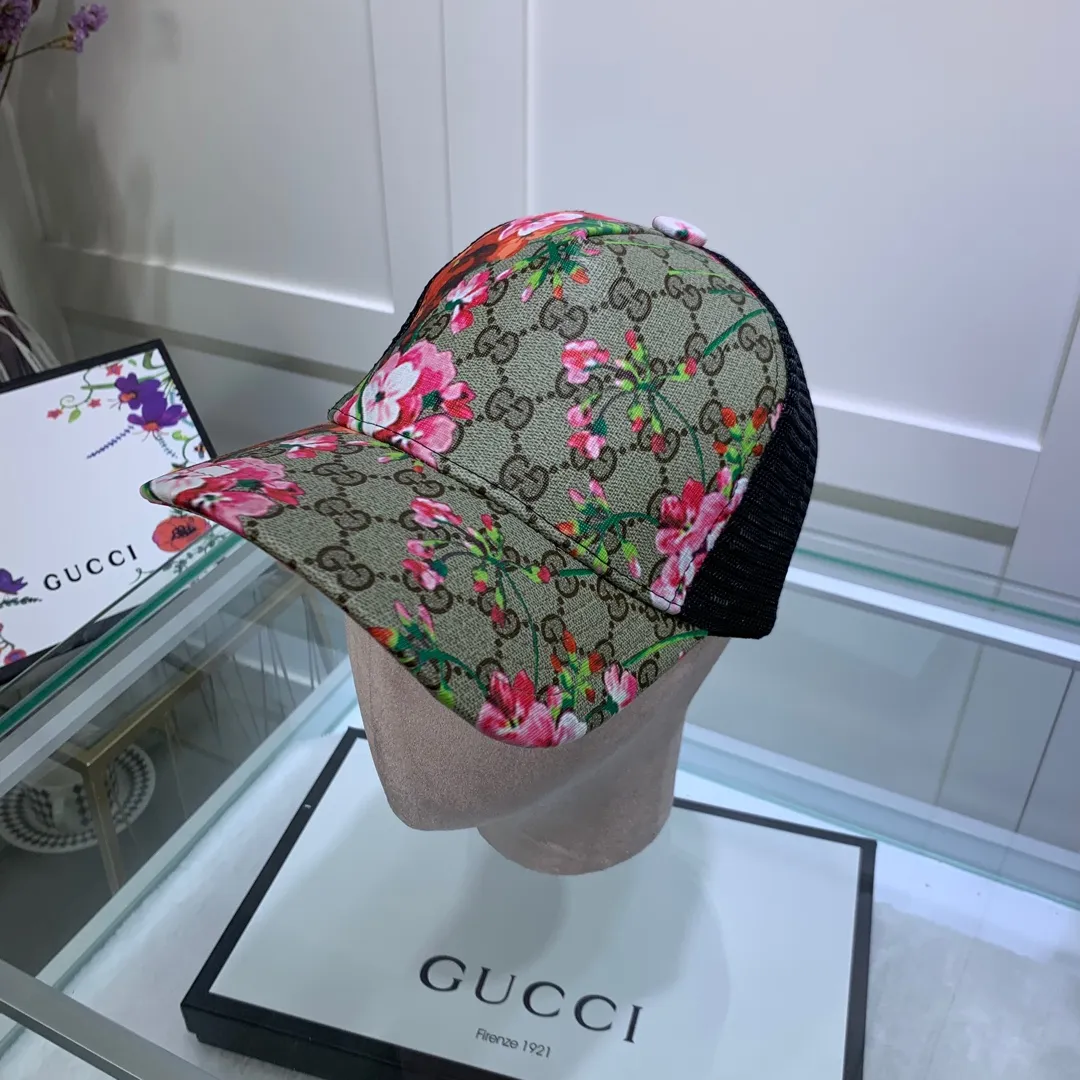 p70, purchasing agent version [smile] synchronized with the official website, made of GUCCI high-end materials, original hats from French luxury goods counters [love] We welcome all kinds of comparisons, the best quality, not low-end goods, you can compare by yourself, the version purchased at the counter is customized one by one, and the purchasing agent source.