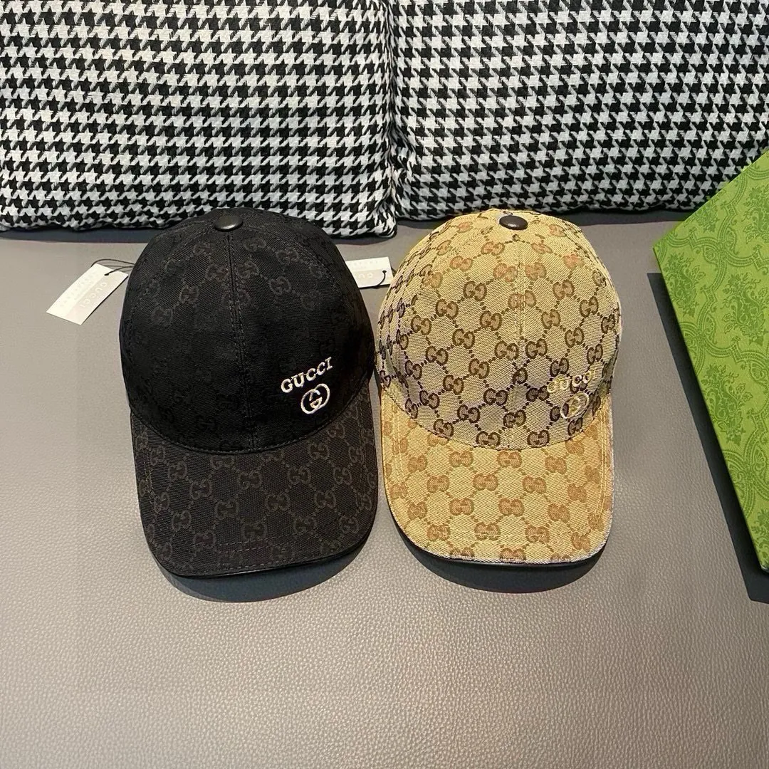 p90 ten thousand year classic model shipped!   , Gucci (Gucci) classic original baseball cap 😍😍 small gold embroidery, 1:1 mold opening and customization at the counter, the highest version, original canvas + first-layer cowhide, pure cotton lining, light and breathable! Photographed in real life, suitable for men and women in all seasons, basic head circumference 56cm, adjustable patches.