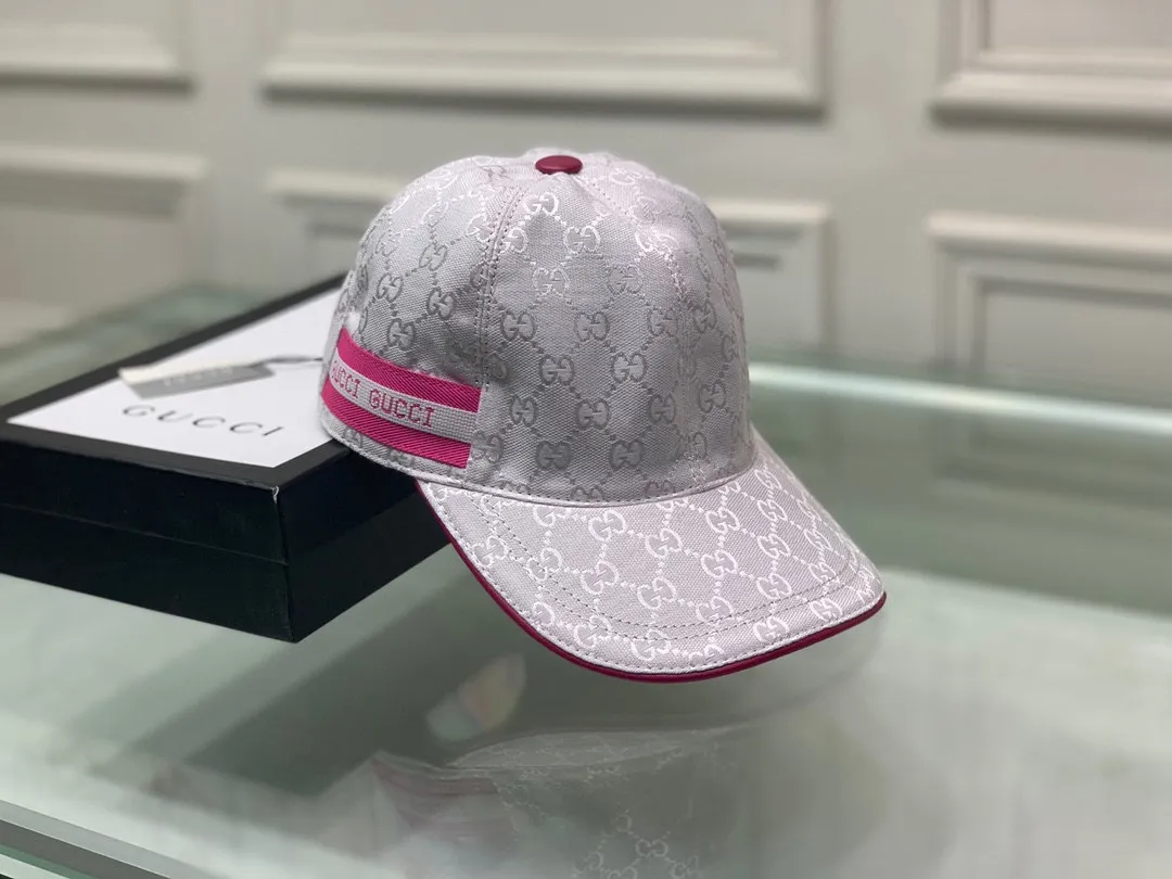 🉐110., Gucci (Gucci) classic original baseball cap, logo webbing, 1:1 mold customization, original canvas fabric + first-layer cowhide, popular purchase agent, versatile style for men and women, great quality! The basic head circumference is 56cm, and the patch is adjustable.