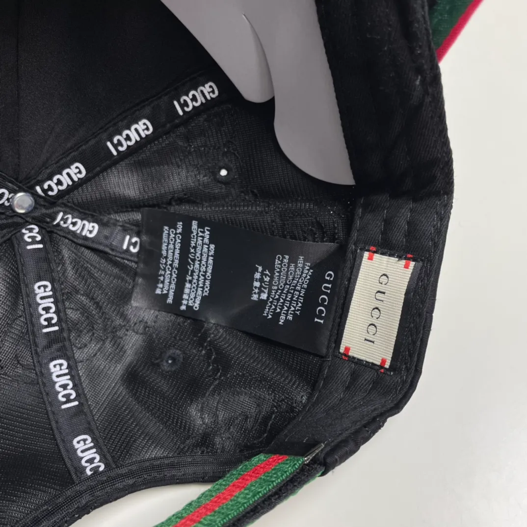 P66 Gucci new original baseball cap 🧢, exquisite and pure, stylish and stylish, cool and fashionable, out of stock at the counter, popular, great quality