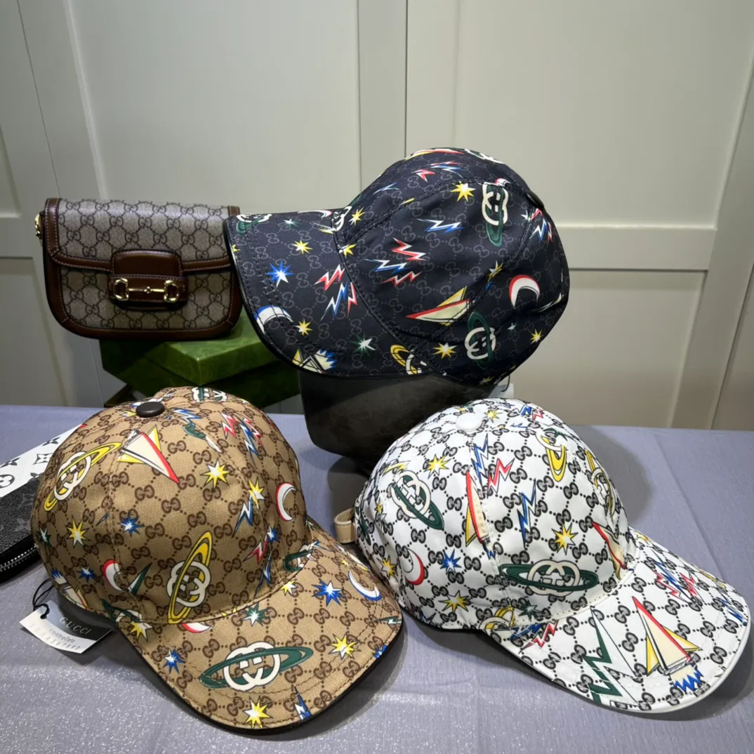 p80💰10,000-year-old classic model is shipped! Gucci (Gucci) classic original baseball cap 😍😍Customized at the 1:1 counter mold, the highest version, original canvas + first layer of cowhide, pure cotton lining, light and breathable! Photographed in real life, suitable for men and women in all seasons, basic head circumference 56cm, adjustable patches.