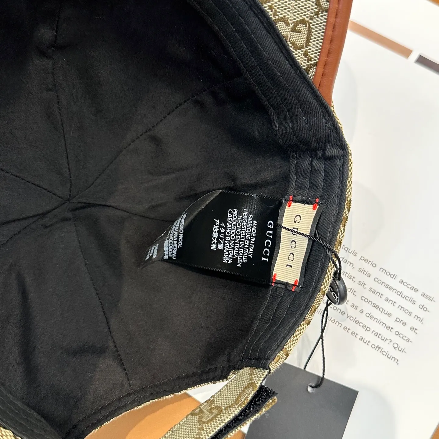 P56 Gucci (Gucci) classic original baseball cap 😍Customized with 1:1 mold opening at the counter, the highest version, the original canvas is light and breathable! Photographed in real life, suitable for men and women in all seasons, basic head circumference 56cm, adjustable patches.