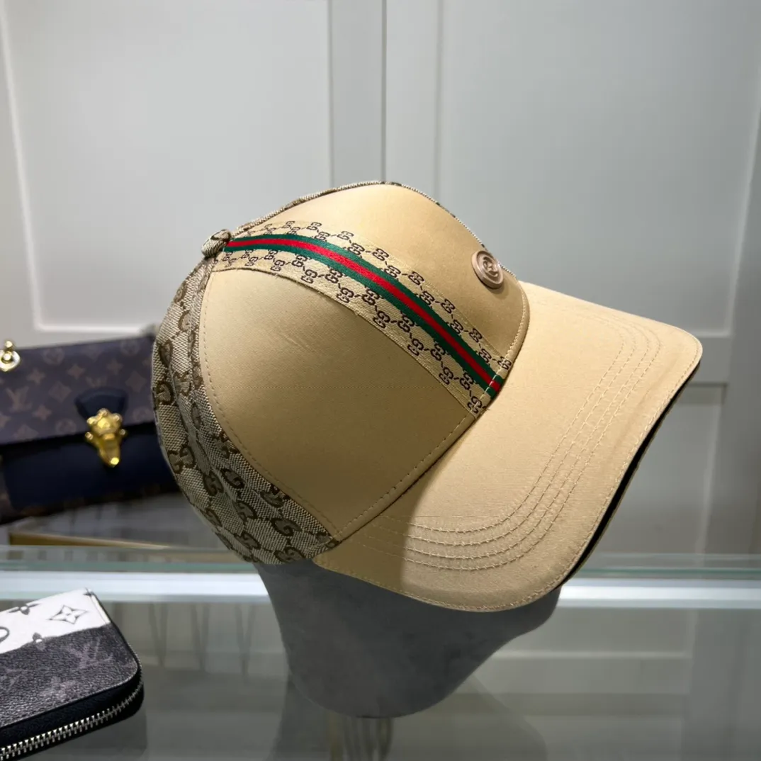 P48💰Gucci Baseball Cap♥️GUCCI🧢New product from the official website, baseball cap, original quality, very popular 🔥🎩 The craftsmanship is very exquisite, high-end and classy! Low-key luxury, easy to carry! Running volume!