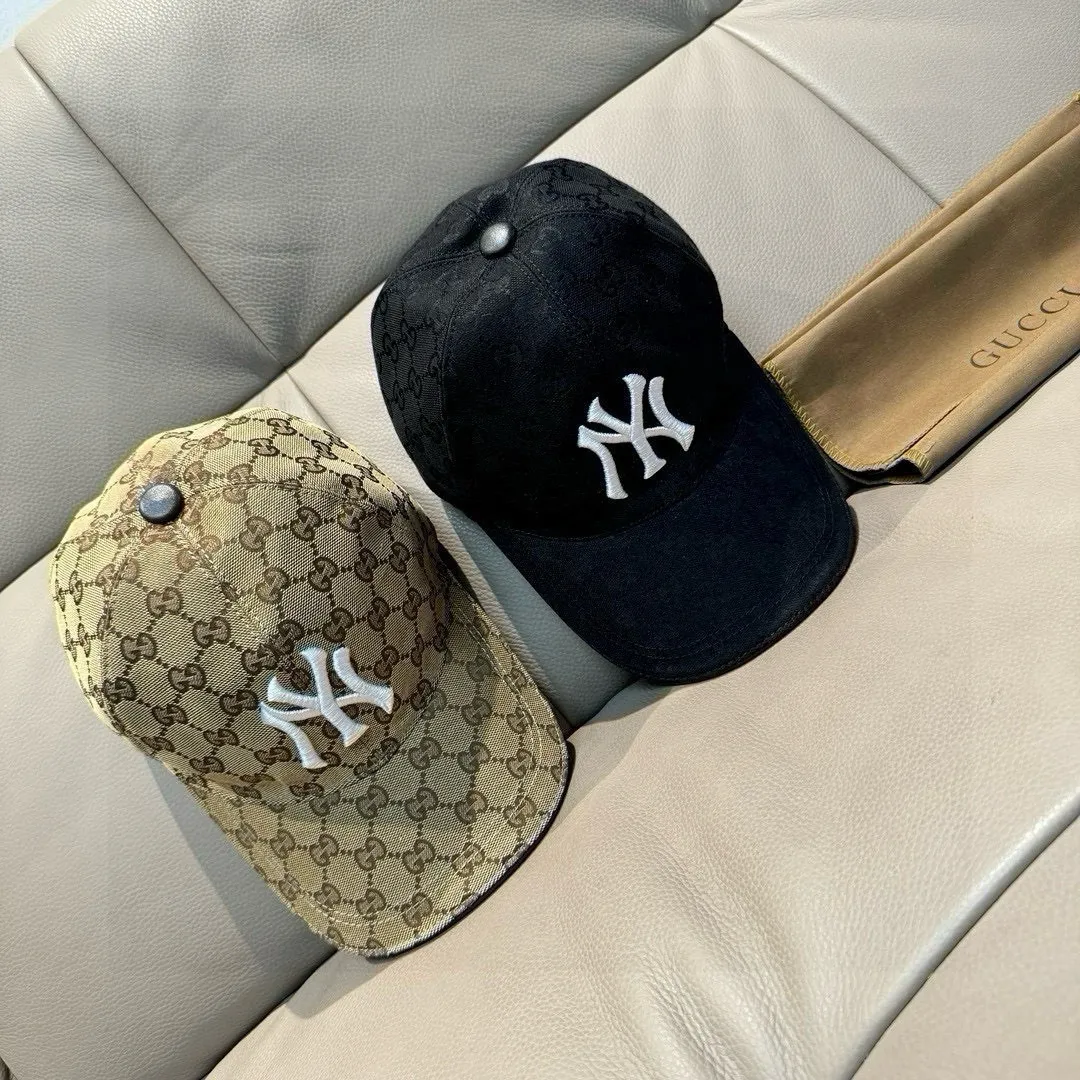 P90 hot-selling full-color NY&Gucci (Gucci) cooperation baseball cap, the latest model at the counter, NY embroidery, 1:1 mold customization, original breathable sail fabric + first-layer cowhide, perfect details, original quality, exclusive physical shooting, suitable for men and women.  , four colors are in stock at the counter!