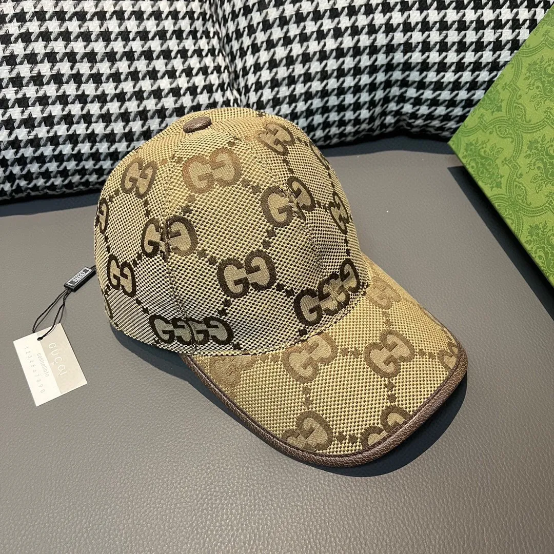 🉐️90, Gucci Gucci's new original baseball cap, large double G, 1:1 mold opening and customization at the counter, perfect pattern, original canvas fabric + first-layer cowhide, light and breathable! The basic head circumference is 56cm, and the patch is adjustable.