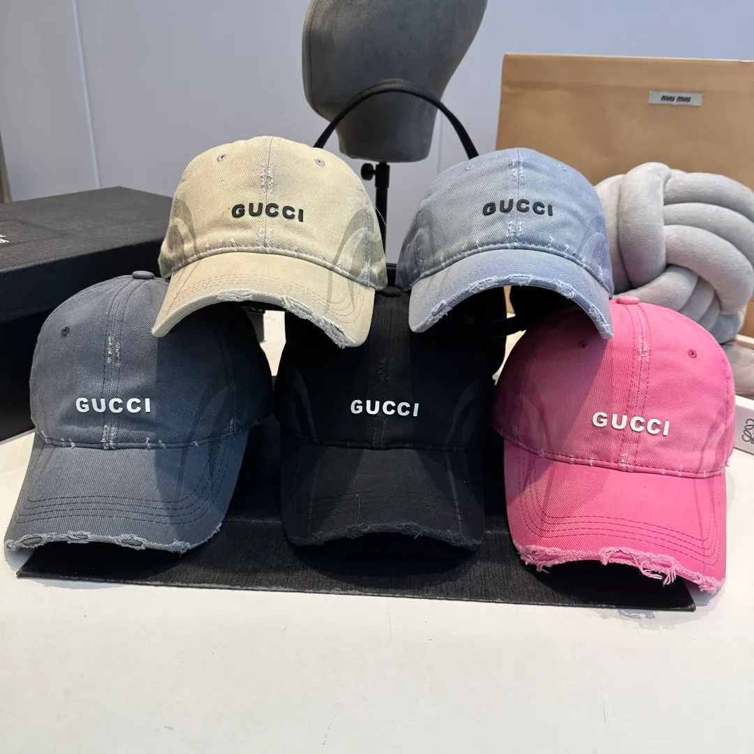 P60 GUCCI ripped baseball cap, the original quality is very popular, the craftsmanship is very exquisite, the atmosphere is high-end and classy! Low-key luxury, easy to carry! Running volume!