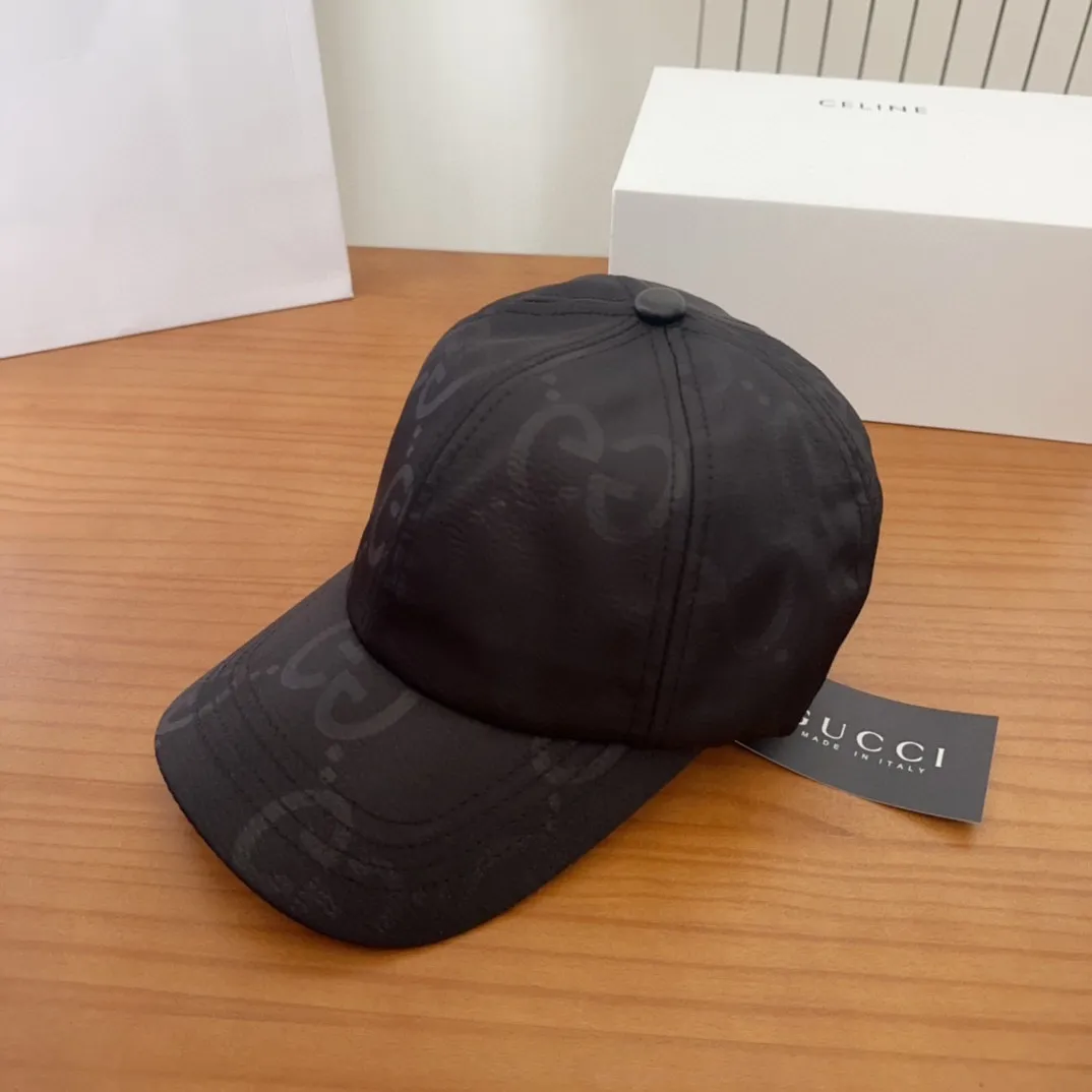 💰56 GUCCI Baseball Cap👒 The craftsmanship is very exquisite, high-end and classy! Low-key luxury, easy to carry!