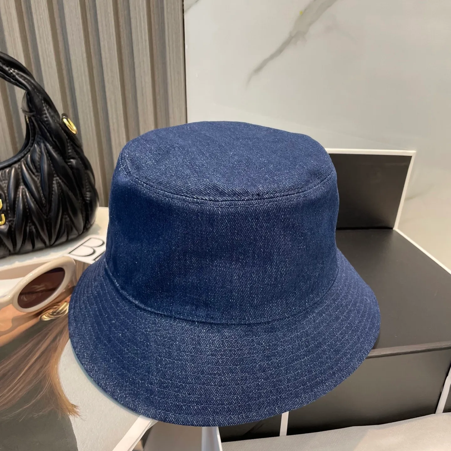 P70 GUCCI Gucci 2025 counter new simple double-sided fisherman hat is very trendy! Casual and sports style, classic production, super easy to match!
