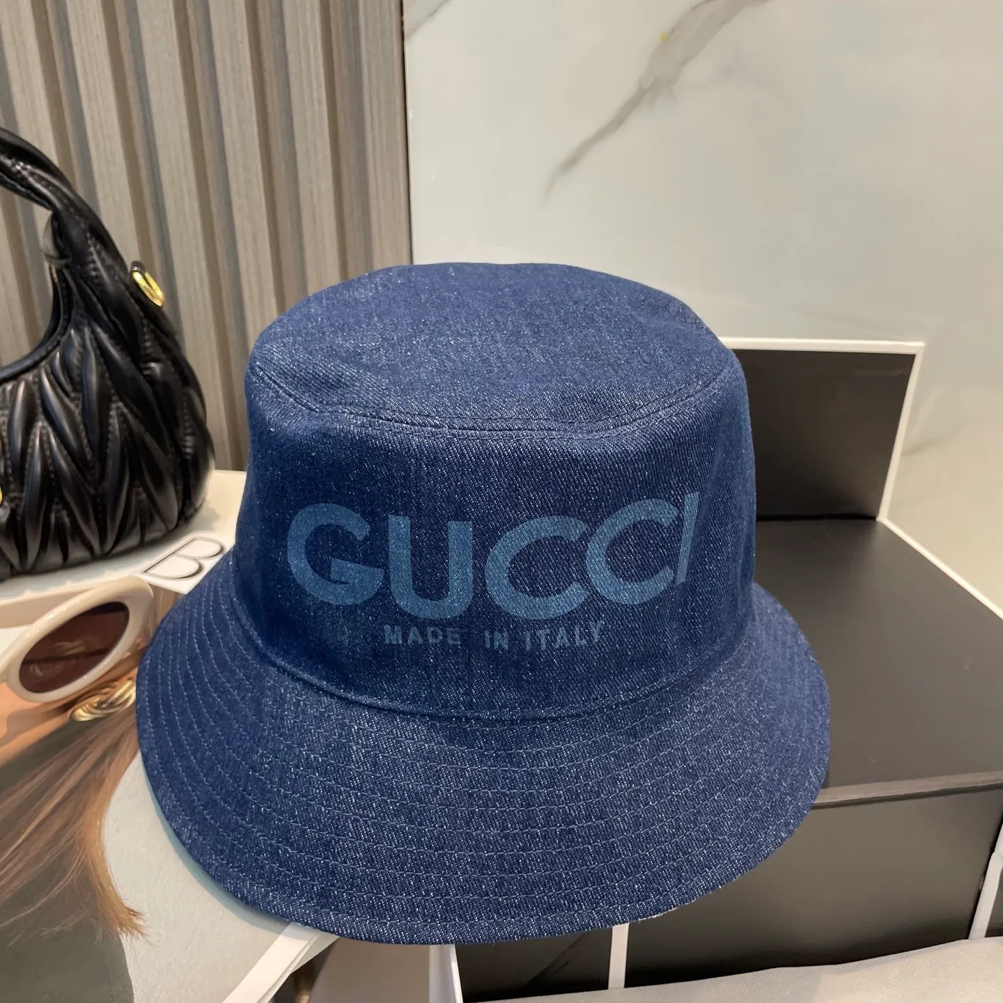P70 GUCCI Gucci 2025 counter new simple double-sided fisherman hat is very trendy! Casual and sports style, classic production, super easy to match!
