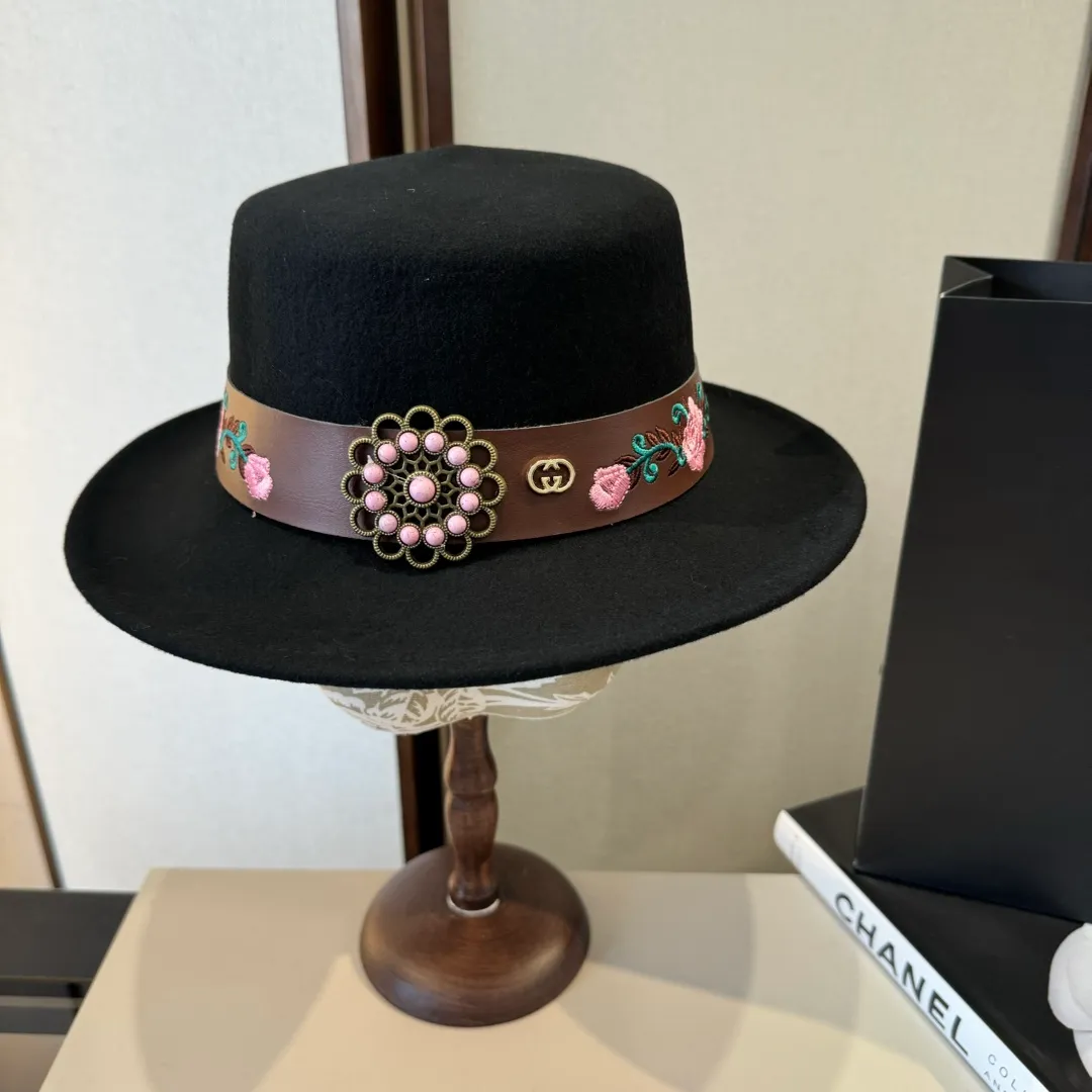 💰190¥ Gucci new wool top hat, flat top hat, 100% wool fabric 🦙%, head circumference 57cm