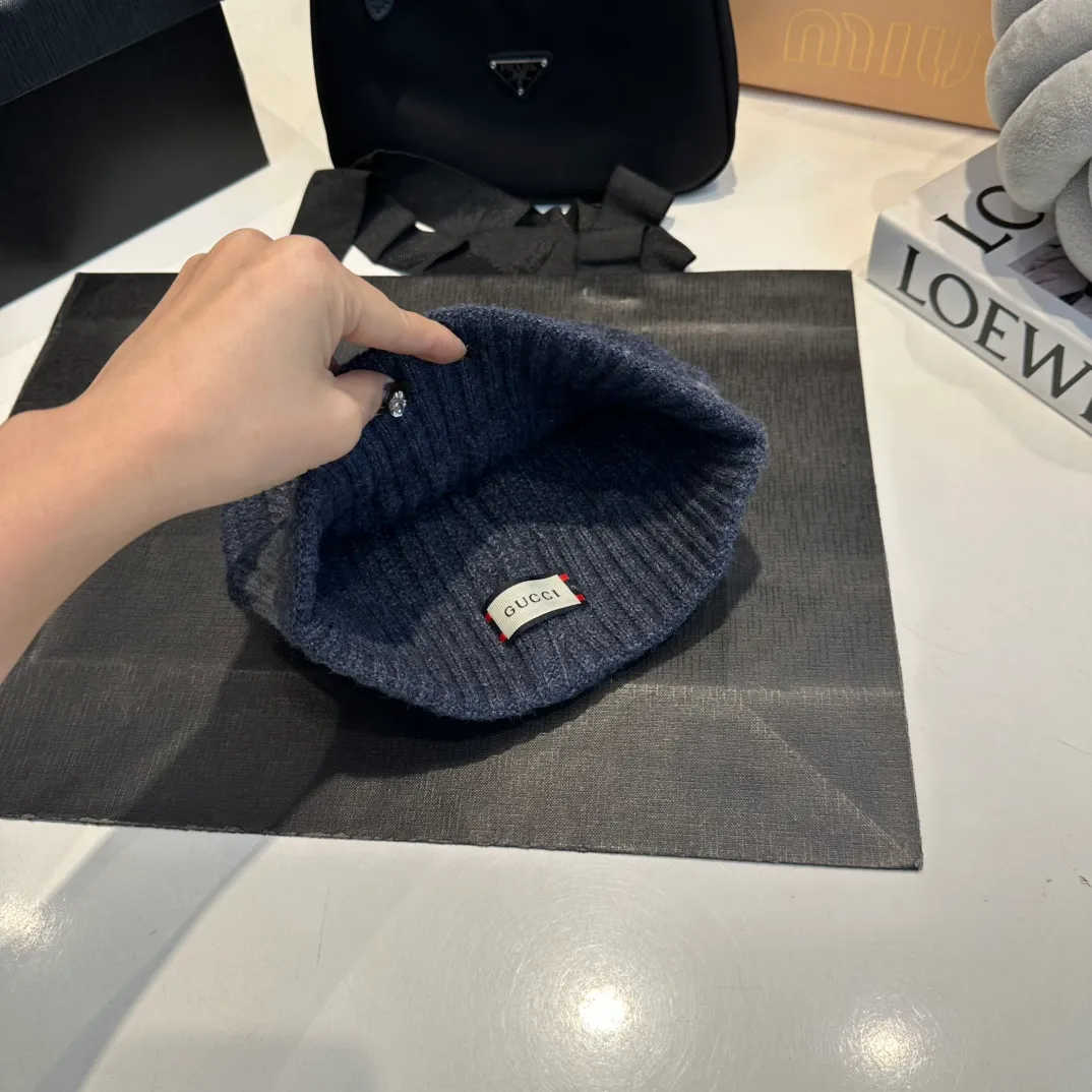 P50 Gucci new knitted cold hat