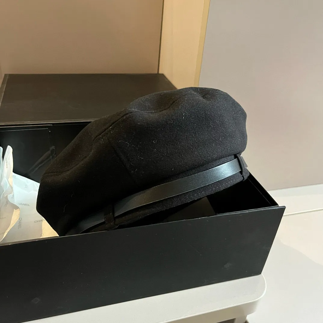 💰100¥ Gucci new beret head circumference 57cm