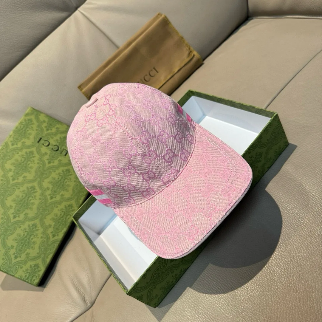 p90 ten thousand year classic model shipped!   , Gucci (Gucci) classic original baseball cap😍😍Little Bee, 1:1 mold opening and customization at the counter, the highest version, original canvas fabric + first layer of cowhide, pure cotton lining, light and breathable! Photographed in real life, suitable for men and women in all seasons, basic head circumference 56cm, adjustable patches.