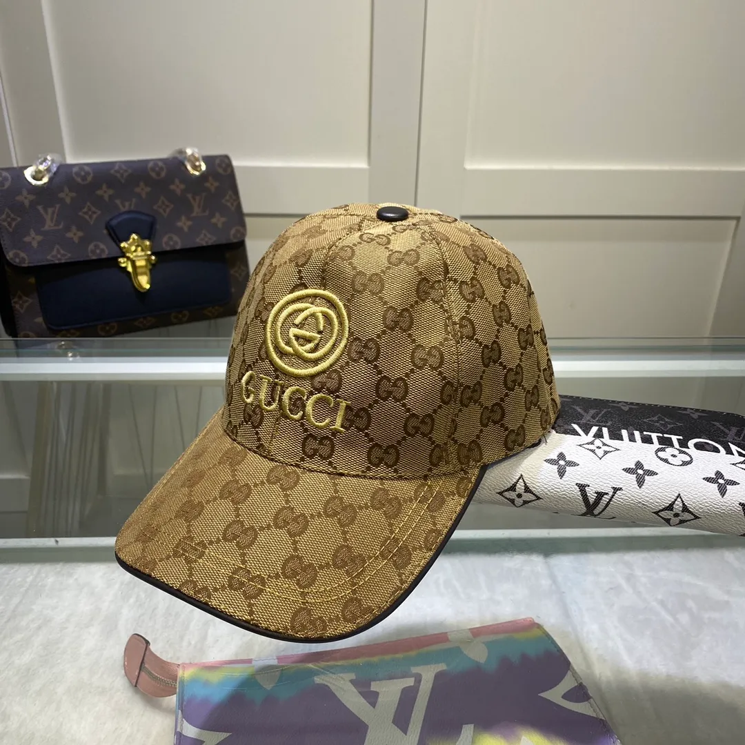 P90 with dust bag. Original Gucci classic quote baseball cap, 1:1 mold customization, original canvas fabric + first-layer cowhide, popular purchase agent, versatile style for men and women, great quality! Basic head circumference 56, adjustable patch