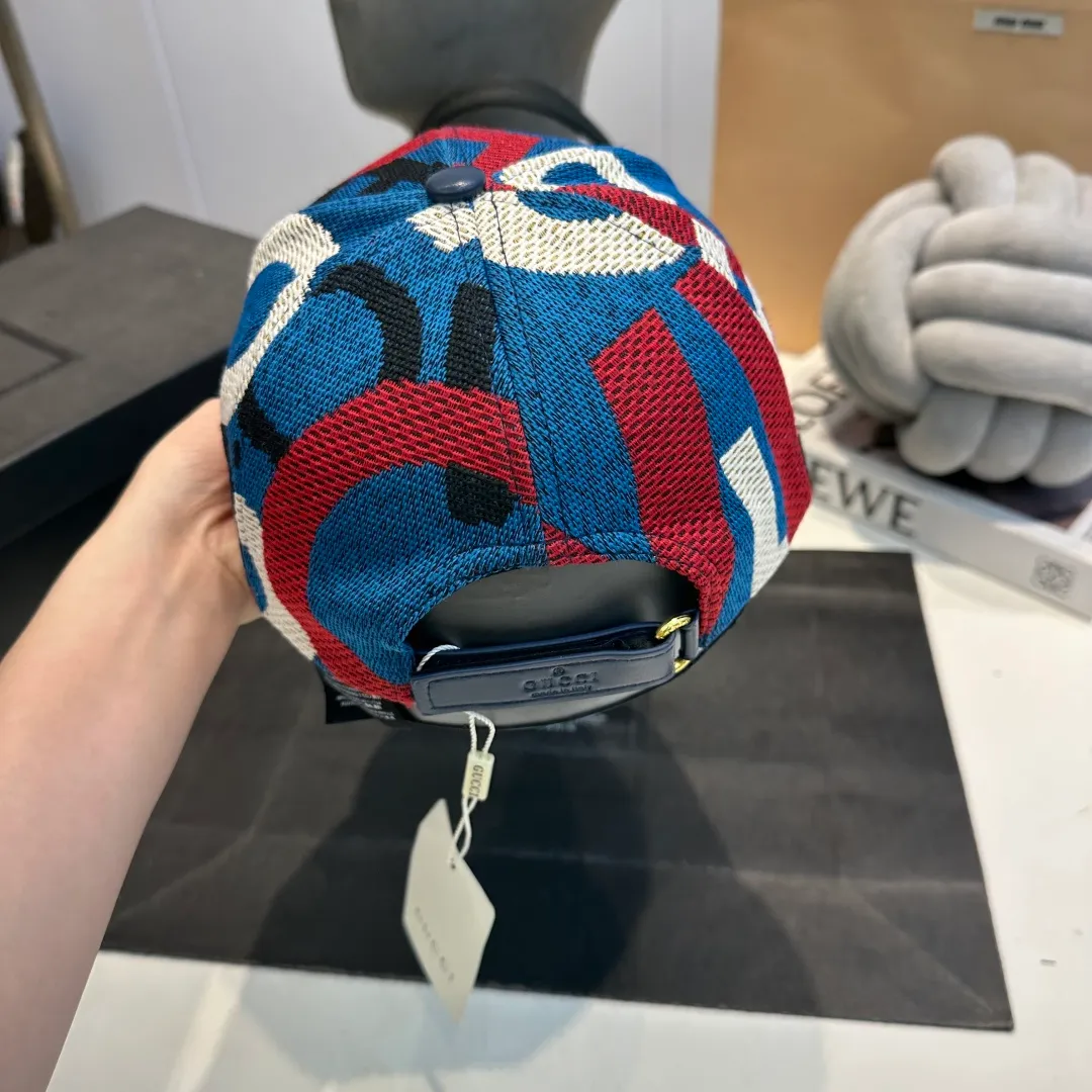 P60 Gucci Baseball Cap GUCCI official website new product, 2025 baseball cap, original quality is very popular 🔥🎩 The craftsmanship is very exquisite, high-end and classy! Low-key luxury, easy to carry! Running volume!