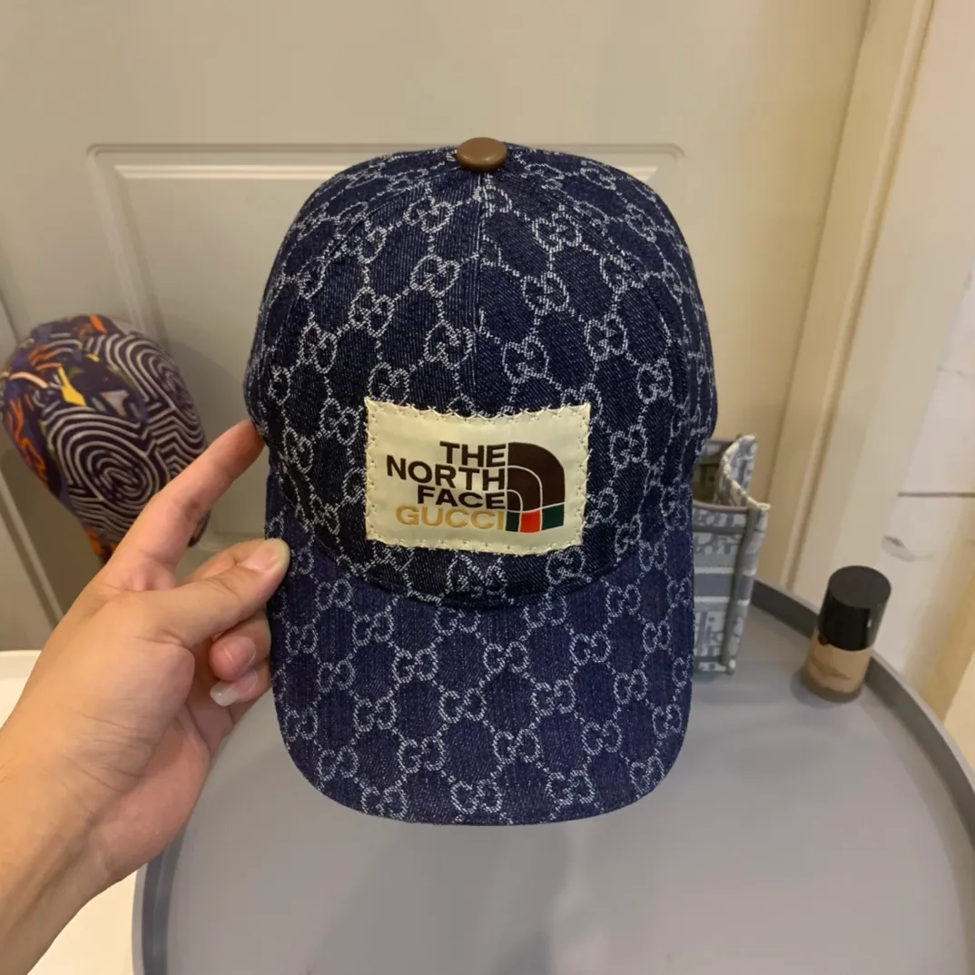 P80 Gucci GUCCI baseball cap co-branded with the North Face🧢The new Gucci baseball cap is synchronized with the official website, the original quality is very popular 🔥🎩 The craftsmanship is very exquisite, the high-end atmosphere is high-end! Low-key luxury, easy to carry!