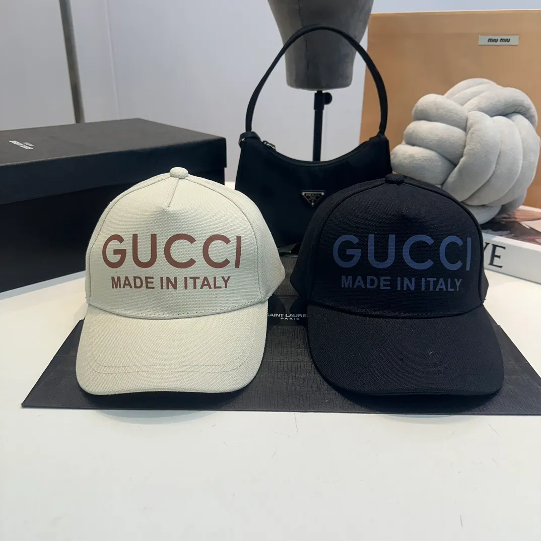 p60 Official website new model Gucci latest original baseball cap, large double G, custom-made from 1:1 mold at the counter, light and breathable! The basic head circumference is 56cm, and the patch is adjustable.