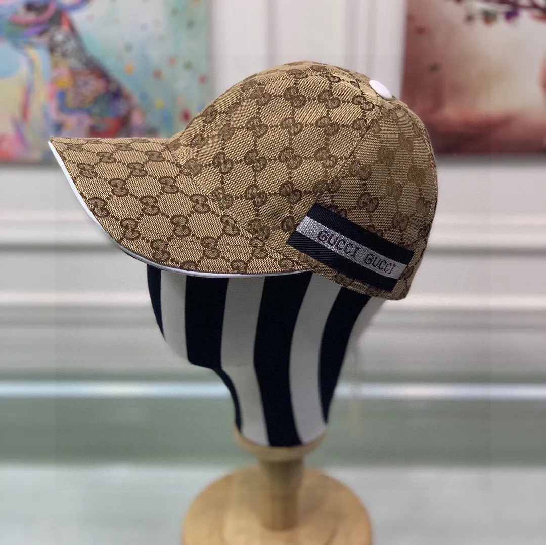 🉐120 Gucci (Gucci) classic original baseball cap, logo webbing, 1:1 mold customization, original canvas fabric + first-layer cowhide, popular purchasing agent, versatile style for men and women, great quality! Basic head circumference 56, adjustable patch