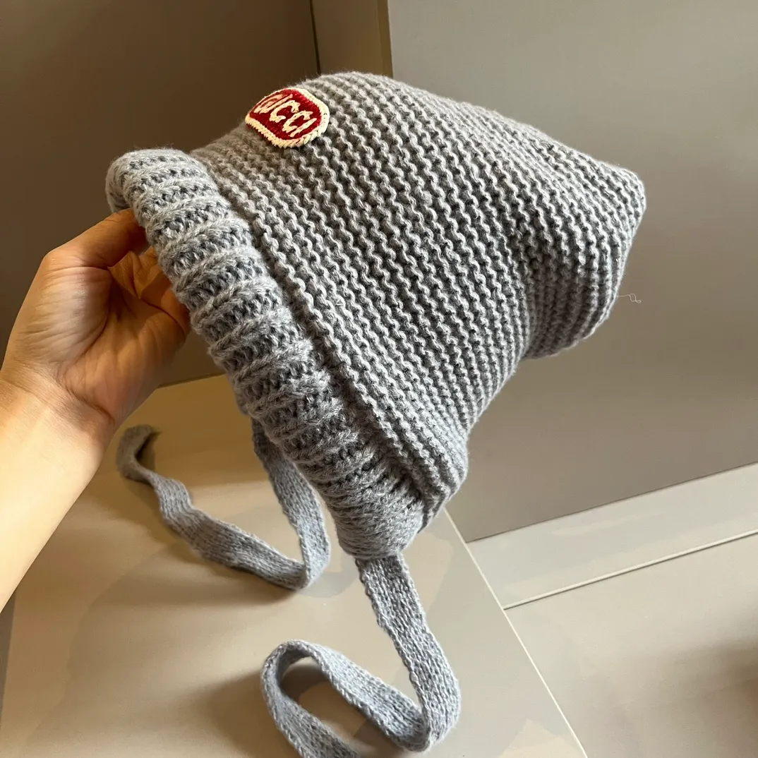 💰90¥ Gucci new knitted cold hat ear protection hat