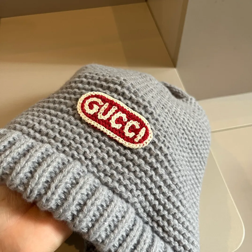 💰90¥ Gucci new knitted cold hat ear protection hat