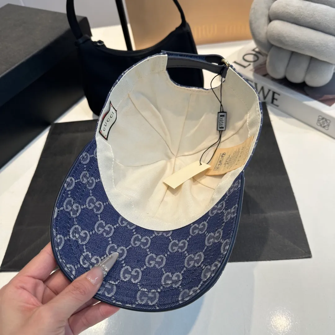P90 Gucci Gucci counter synchronized new presbyopic baseball cap, high quality 1:1 replica. Velcro adjustment