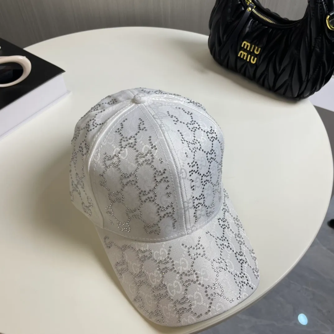 P90 🧢High version shipped from Gucci official website, full diamond logo baseball cap, very classic, popular retro beauty, usable in all seasons, a must-have when going out, very flattering