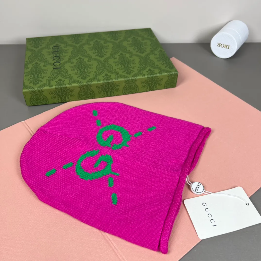 P46 with dust bag GUCCI Gucci original single hat official website new hairband decorative knitted hat, love][love] wool cashmere double-layer hat😱😘warm and fashionable, simple and elegant, more fashionable and high-end!