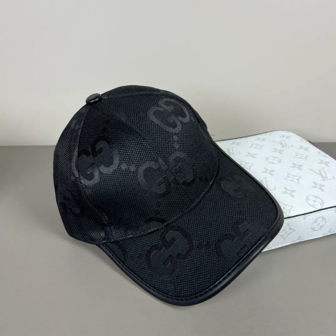 P46💰Gucci Baseball Cap♥️GUCCI🧢Official website new product, baseball cap, original quality, hot arrival 🔥🎩 The craftsmanship is very exquisite, high-end and classy! Low-key luxury, easy to carry! Running volume!