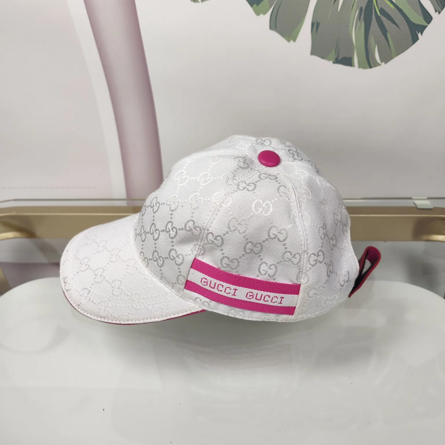 Batch 90 GUCCI--white letter high version original single pair flower baseball cap