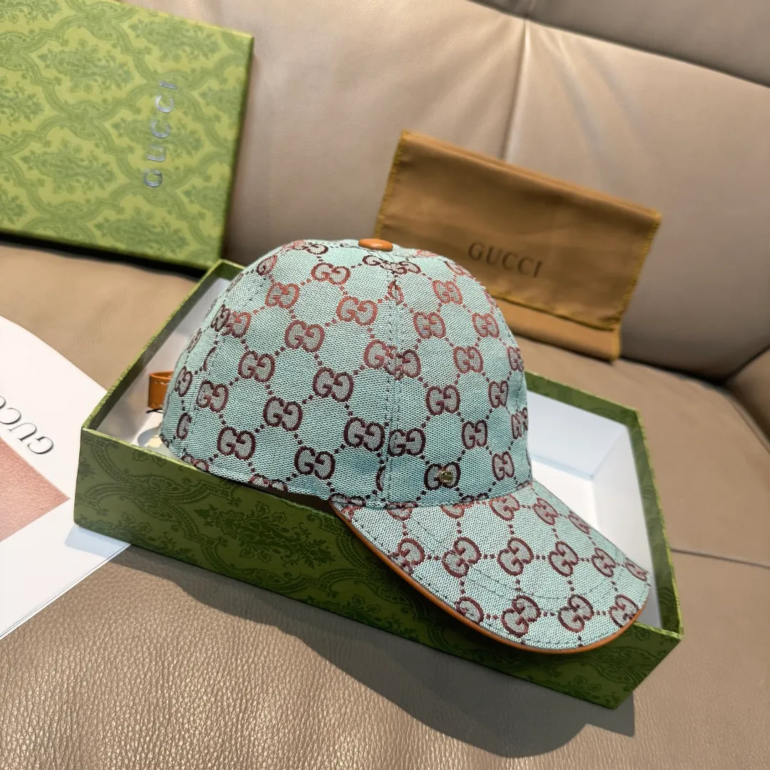 P90., Gucci (Gucci) new original baseball cap, metal small double G, the latest model at the counter, 1:1 mold customization, genuine mold hardware, original canvas fabric + first-layer cowhide, original quality! The quality is great, the basic head circumference is 56cm, and the patch is adjustable.