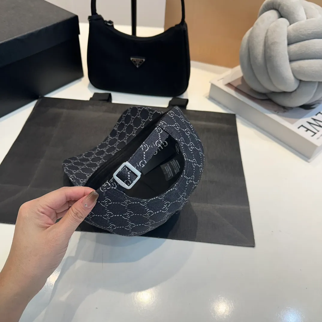 P54 Gucci (Gucci) classic original baseball cap, the highest version, light and breathable! Photographed in real life, suitable for men and women in all seasons, basic head circumference 58cm, adjustable patches. hat