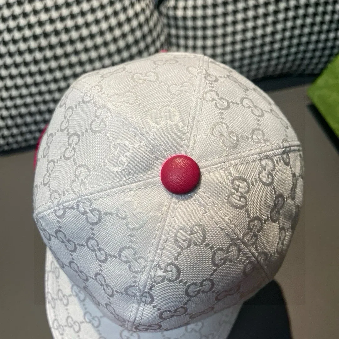 p90, Gucci (Gucci) new original baseball cap counter 1:1 mold customization! Original canvas fabric + first-layer cowhide, light and breathable! Actual photo, suitable for men and women, basic head circumference 56cm, adjustable patch.