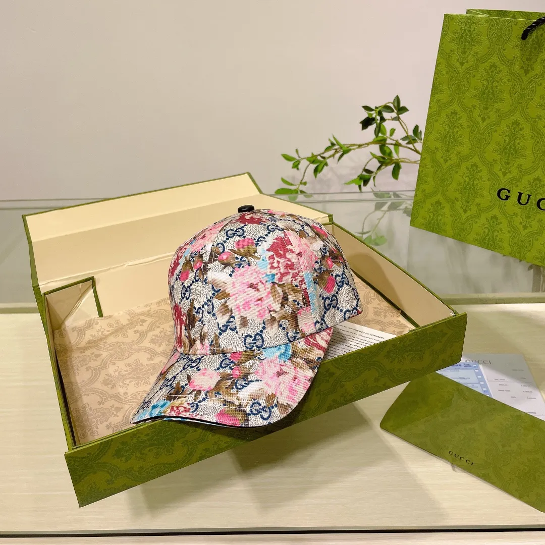 P60💰GUCCI Baseball Cap, new product from the official website, baseball cap, original quality, very popular 🔥🎩 The craftsmanship is very exquisite, high-end and classy! Low-key luxury, easy to carry! Running volume!