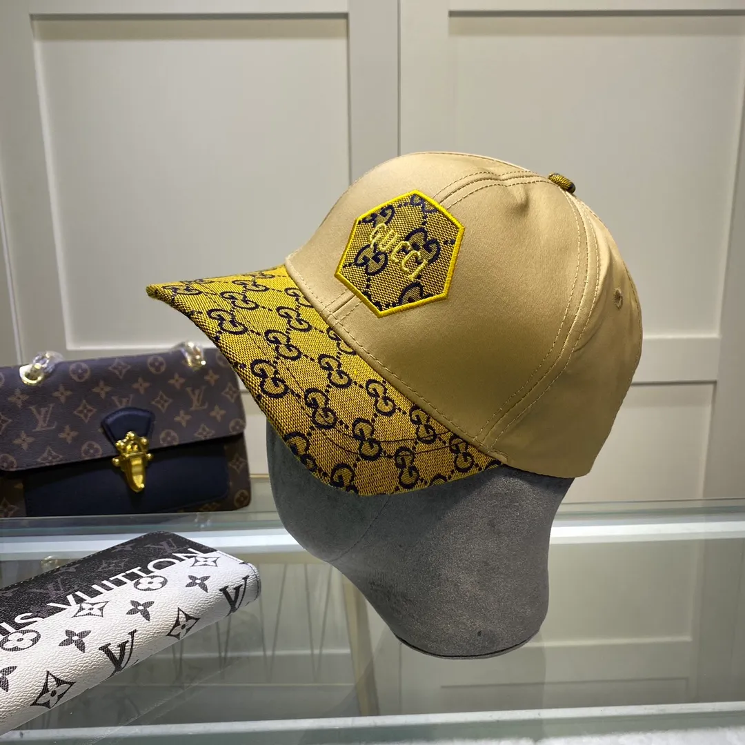 P70 with dust bag [GUCCI] 2022 counter new simple embroidered baseball cap, very trendy! Casual and sports style, classic production, super easy to match with clothes