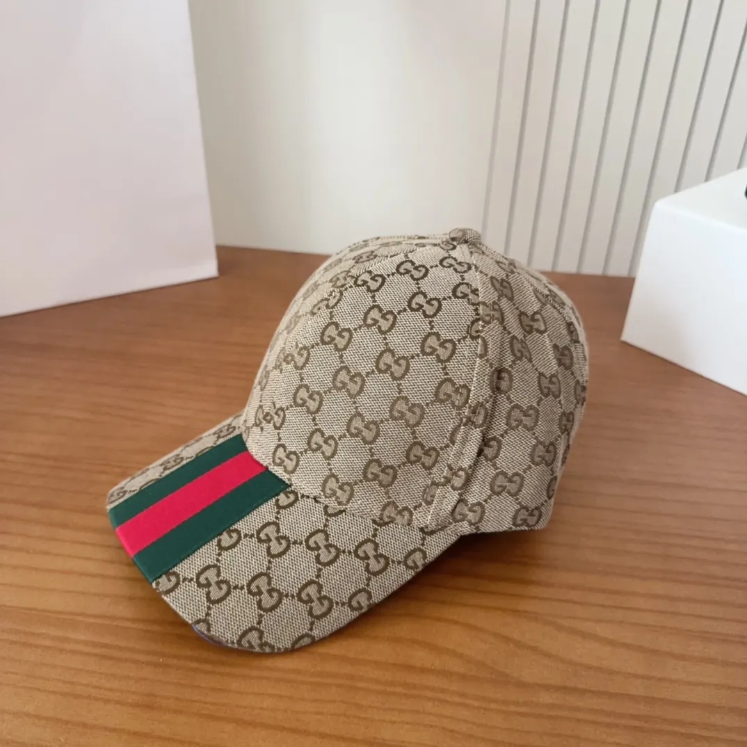 💰56 GUCCI simple baseball cap, very trendy! Casual and sports style, classic production, super easy to match!