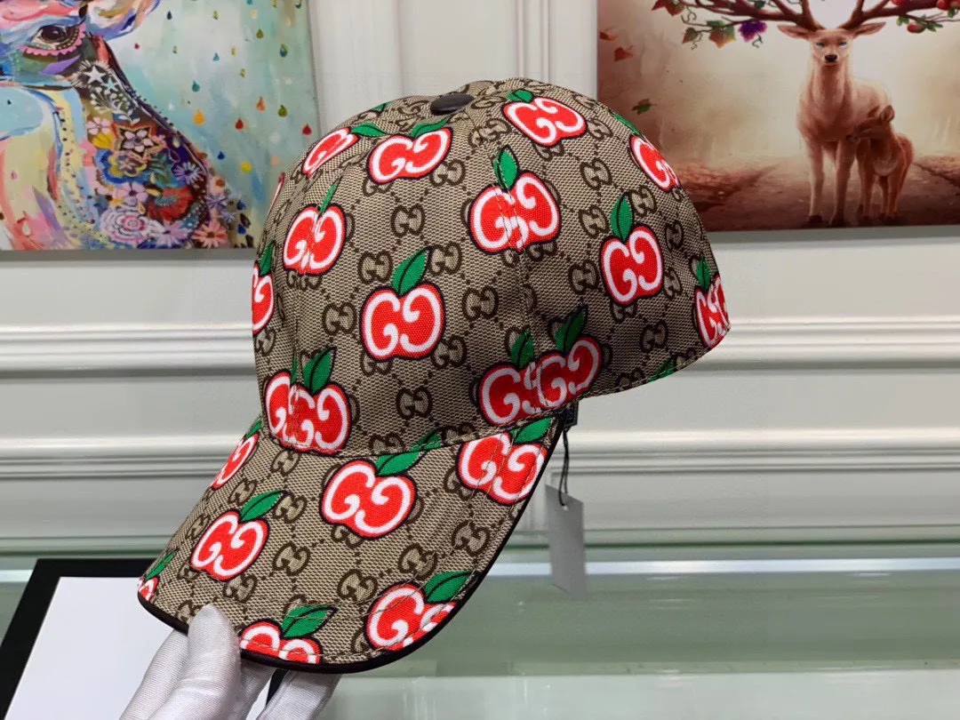 Batch 90, Gucci’s latest original baseball cap😍😍Customized at 1:1 mold at the counter, the highest version, original canvas fabric + first-layer cowhide, light and breathable! Photographed in real life, suitable for men and women in all seasons, basic head circumference 56cm, adjustable patches.