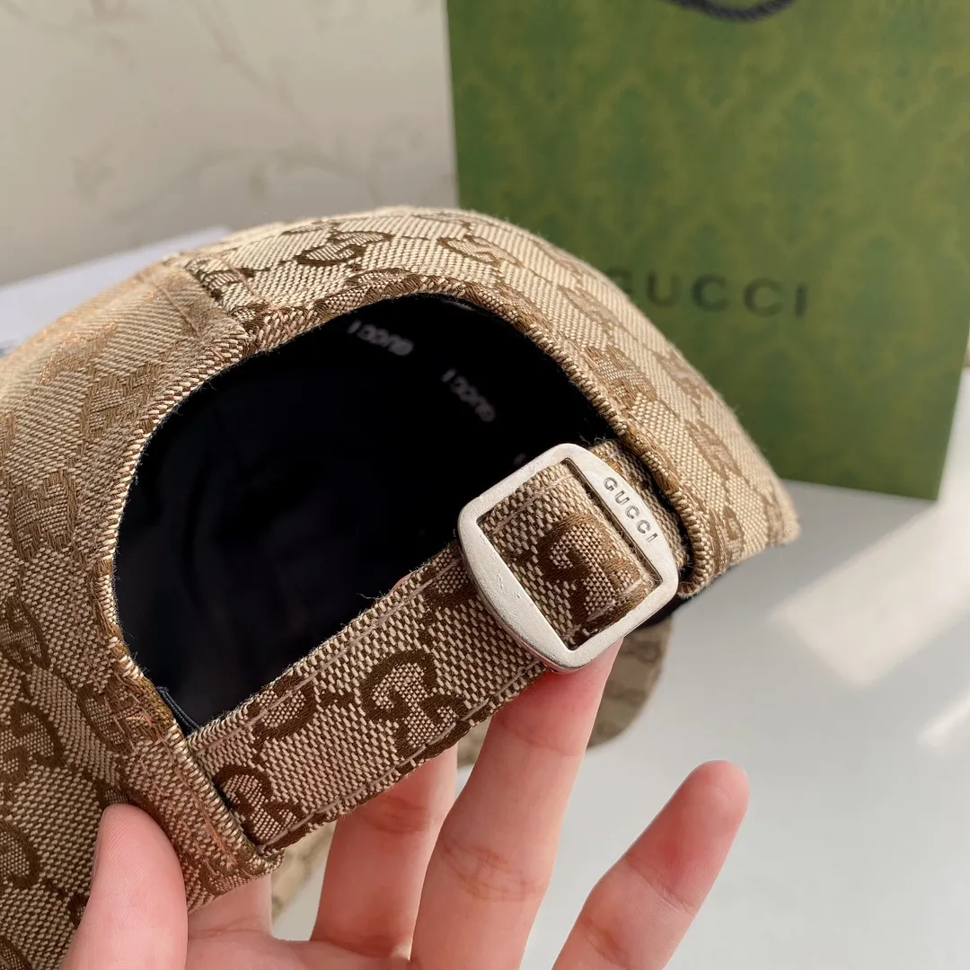 Special batch 🉐️60💰 🧢Gucci 🆕 The new GG series popular sun hat is now on the shelves! 🛒