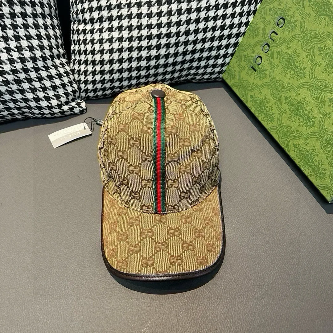 p90., Gucci (Gucci) classic original baseball cap, vertical small webbing, 1:1 mold customization, original canvas + first-layer cowhide, genuine leather edging, handsome and fashionable, popular purchasing agency, versatile style for men and women, great quality! The basic head circumference is 56cm, and the patch is adjustable.