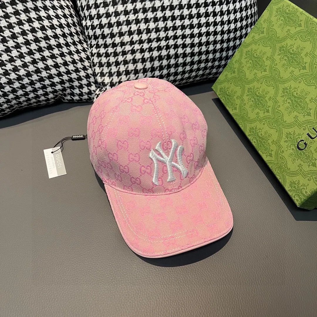🉐️100 hot-selling full-color NY&Gucci (Gucci) cooperation baseball caps, the latest model at the counter, NY embroidery, 1:1 mold customization, original breathable sail fabric + first-layer cowhide, perfect details, original quality, exclusive physical shooting, suitable for men and women.       , four colors are in stock at the counter!