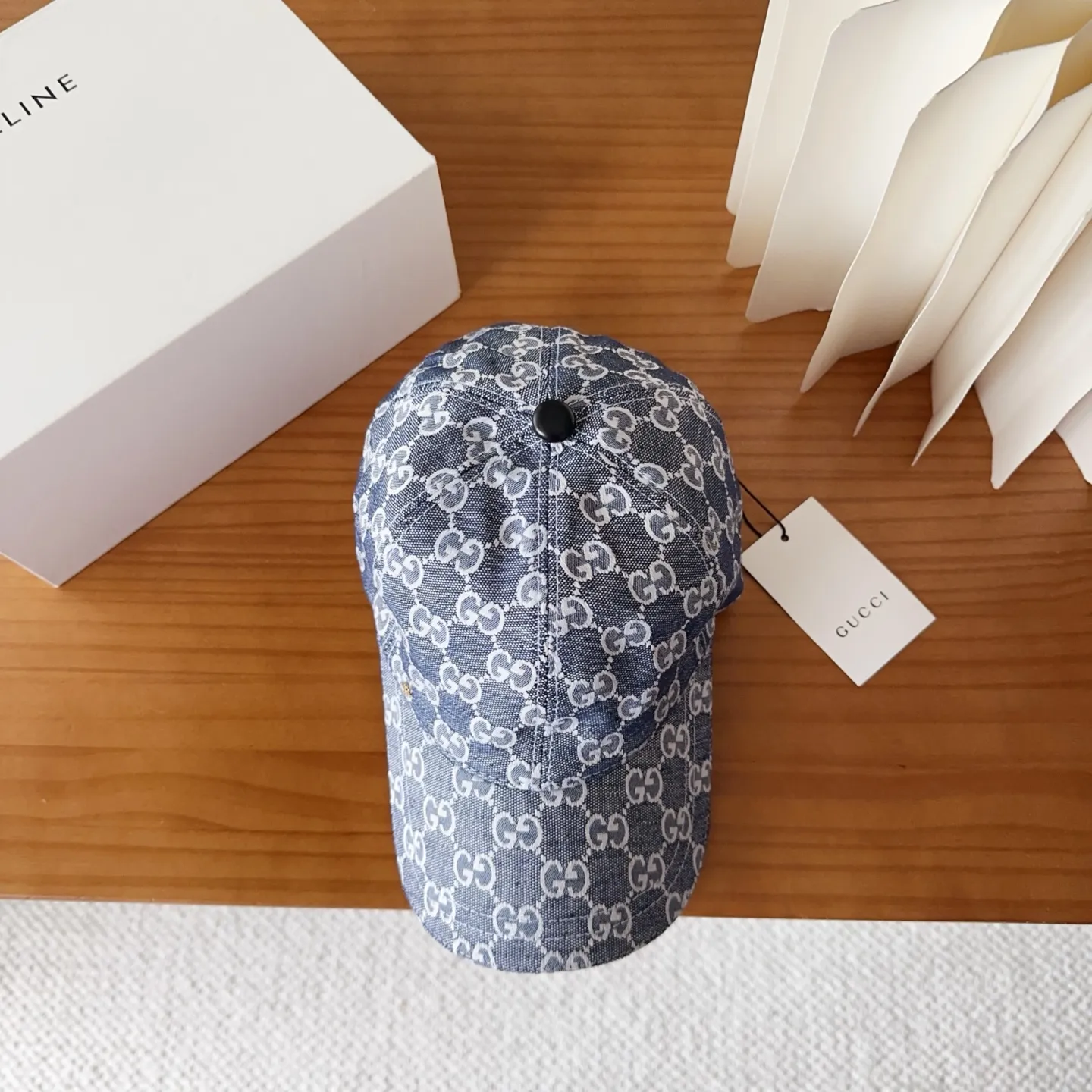 💰60 GUCCI simple baseball cap, very trendy! Casual and sports style, classic production, super easy to match!