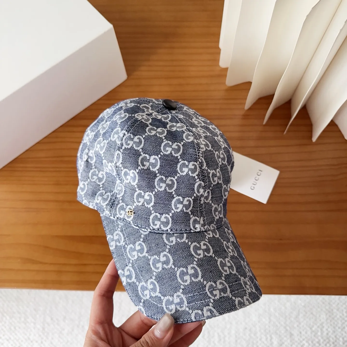 💰60 GUCCI simple baseball cap, very trendy! Casual and sports style, classic production, super easy to match!