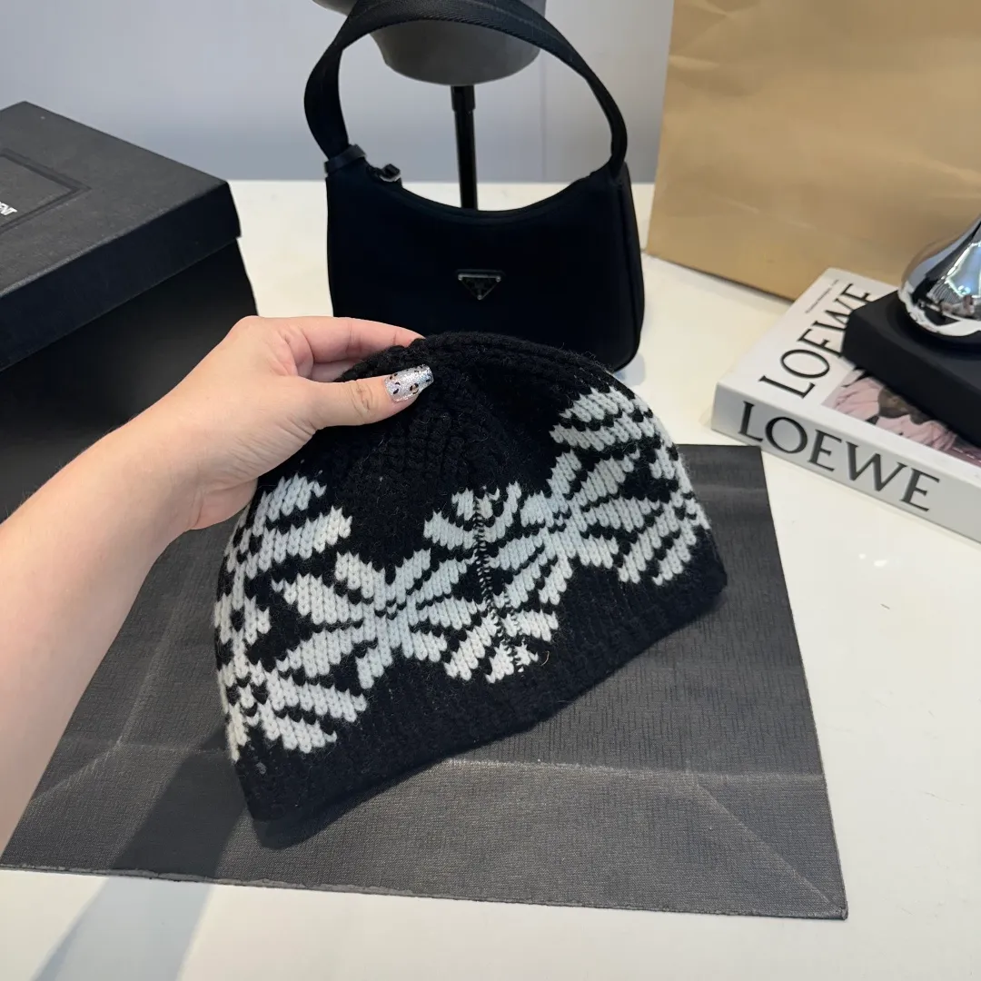 P80 Gucci knitted beanie, unisex